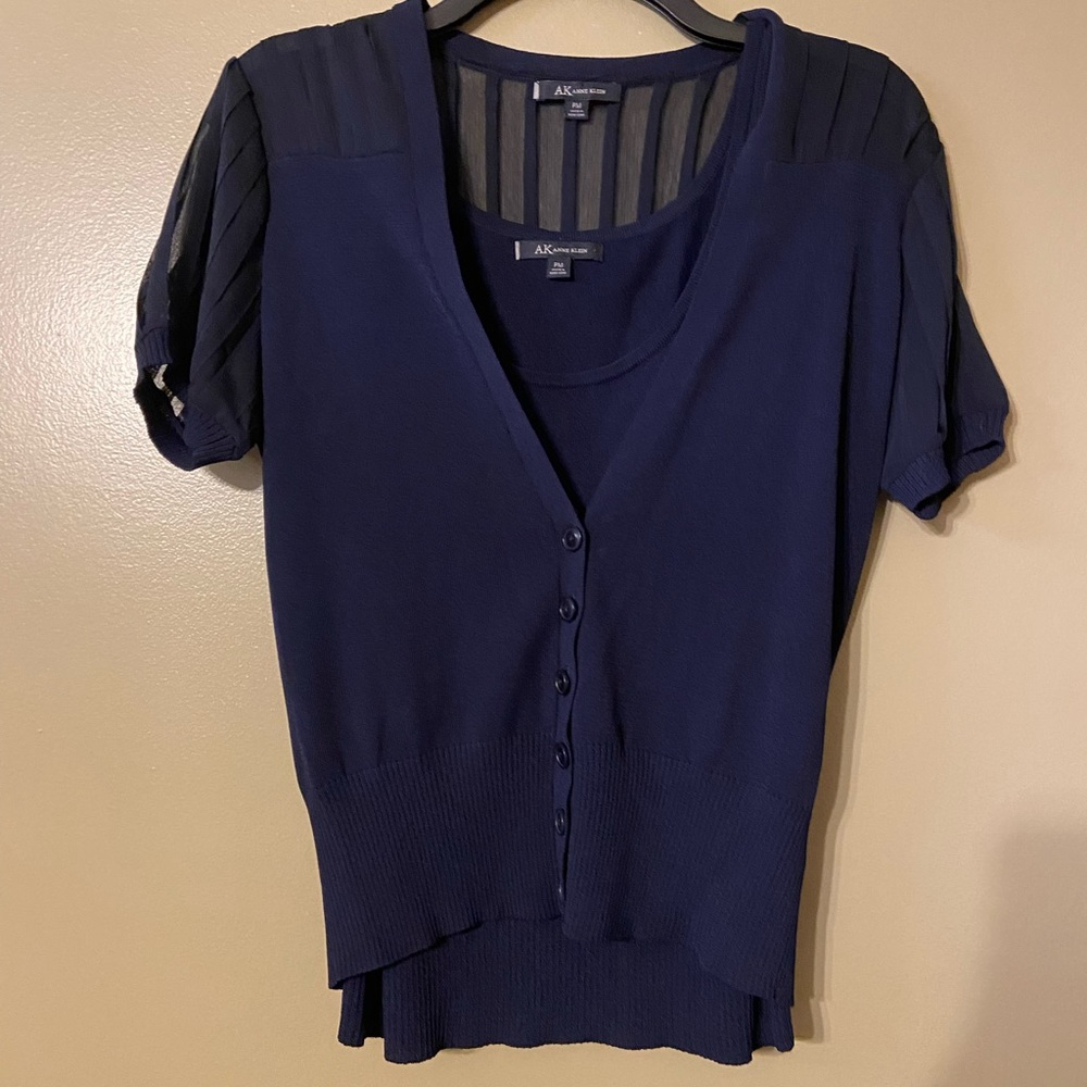 AK Anne Klein Super Cute Navy Blue 2pc blouse size Petite Medium